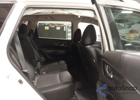 2017 Nissan Rogue Sv z USA, uszkodzony, nr VIN KNMAT2MTXHP556704